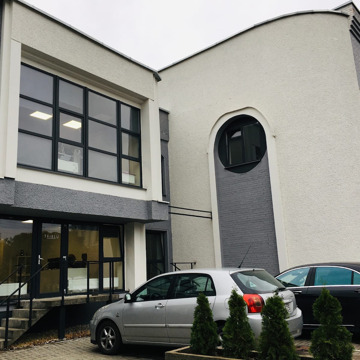 Asmeninės trenerės Sonatos Tamošaitytės ir trenerio Manto Šilkausko Sporto Studija — sporto klubas Kaunas